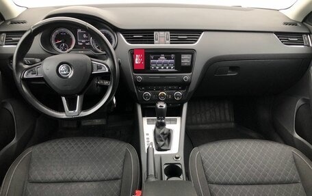 Skoda Octavia, 2016 год, 1 545 000 рублей, 11 фотография