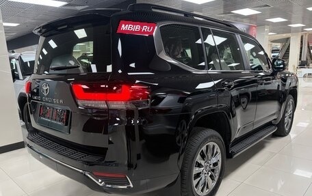 Toyota Land Cruiser, 2026 год, 14 799 000 рублей, 2 фотография