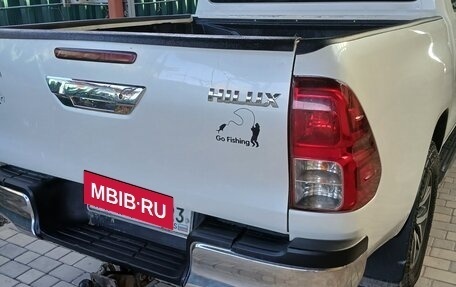 Toyota Hilux VIII, 2016 год, 2 575 000 рублей, 15 фотография