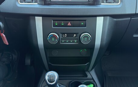 ЛуАЗ Patriot, 2024 год, 1 750 000 рублей, 17 фотография