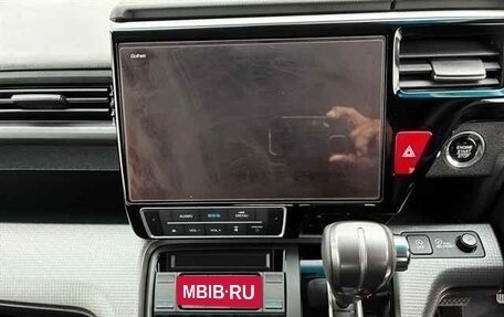 Honda Stepwgn IV, 2022 год, 1 900 000 рублей, 6 фотография