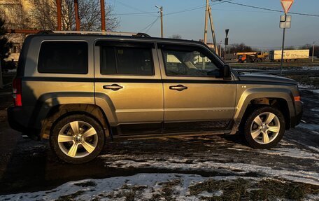Jeep Liberty (Patriot), 2012 год, 975 000 рублей, 2 фотография