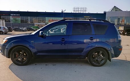 Mitsubishi Outlander III рестайлинг 3, 2007 год, 1 300 000 рублей, 9 фотография