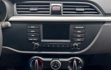 KIA Rio IV, 2019 год, 1 379 000 рублей, 13 фотография