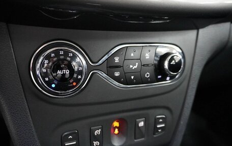 Renault Sandero II рестайлинг, 2015 год, 570 000 рублей, 10 фотография