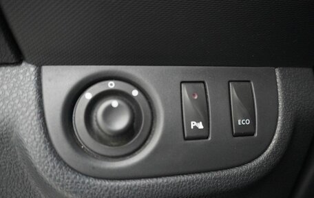 Renault Sandero II рестайлинг, 2015 год, 570 000 рублей, 11 фотография