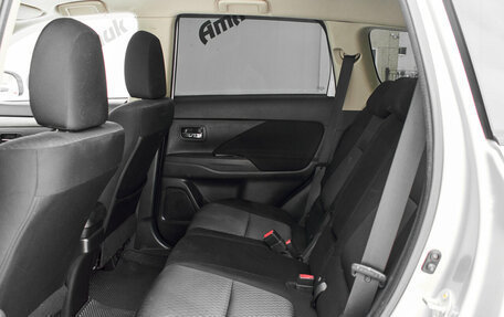 Mitsubishi Outlander III рестайлинг 3, 2014 год, 1 550 000 рублей, 20 фотография