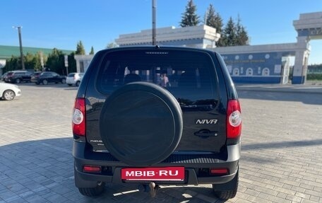 Chevrolet Niva I рестайлинг, 2013 год, 700 000 рублей, 4 фотография