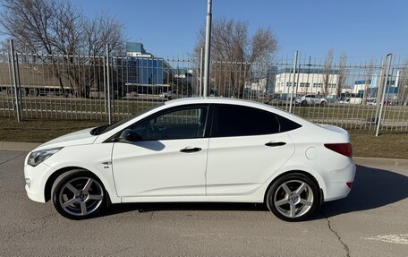 Hyundai Solaris II рестайлинг, 2015 год, 970 000 рублей, 4 фотография