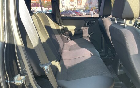 Chevrolet Niva I рестайлинг, 2013 год, 700 000 рублей, 25 фотография