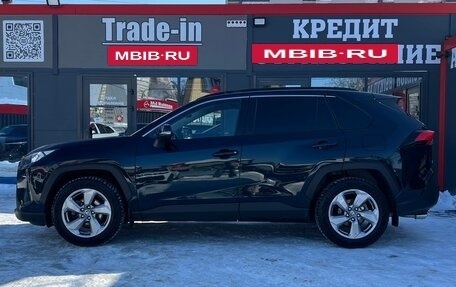Toyota RAV4, 2019 год, 3 350 000 рублей, 7 фотография