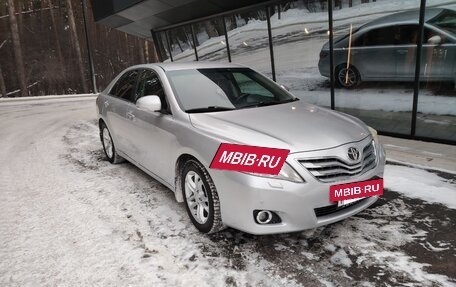 Toyota Camry, 2011 год, 1 130 000 рублей, 4 фотография