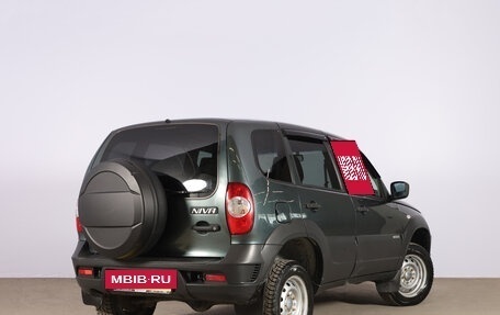 Chevrolet Niva I рестайлинг, 2017 год, 739 000 рублей, 7 фотография