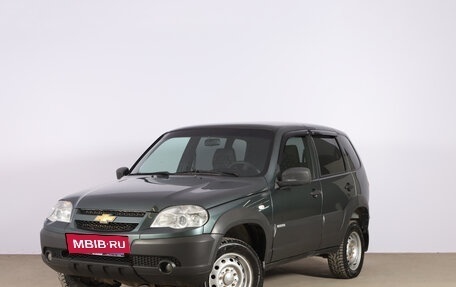 Chevrolet Niva I рестайлинг, 2017 год, 739 000 рублей, 4 фотография