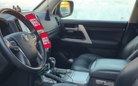 Toyota Land Cruiser 200, 2017 год, 7 200 000 рублей, 8 фотография