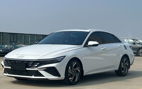 Hyundai Elantra, 2023 год, 1 732 000 рублей, 1 фотография