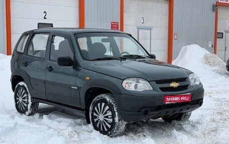 Chevrolet Niva I рестайлинг, 2009 год, 330 000 рублей, 1 фотография