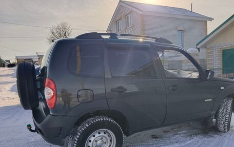 Chevrolet Niva I рестайлинг, 2014 год, 550 000 рублей, 4 фотография