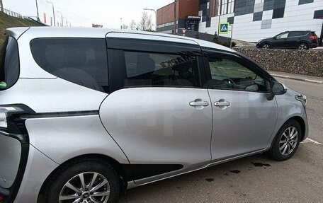 Toyota Sienta II, 2018 год, 1 490 000 рублей, 4 фотография