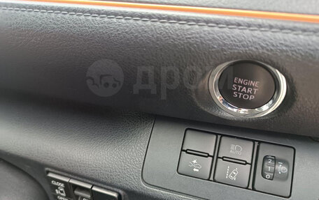 Toyota Sienta II, 2018 год, 1 490 000 рублей, 15 фотография