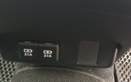 Toyota Sienta II, 2018 год, 1 490 000 рублей, 17 фотография