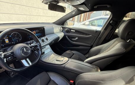 Mercedes-Benz E-Класс, 2021 год, 5 220 000 рублей, 4 фотография