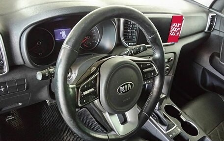 KIA Sportage IV рестайлинг, 2021 год, 2 525 000 рублей, 12 фотография