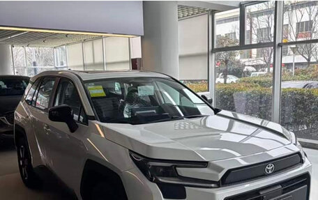 Toyota RAV4, 2026 год, 4 890 000 рублей, 3 фотография