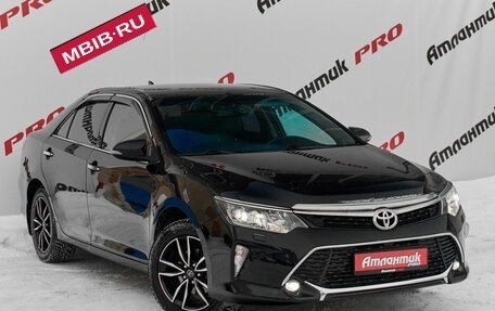 Toyota Camry, 2017 год, 2 180 000 рублей, 3 фотография