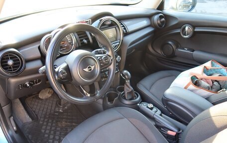 MINI Hatch, 2017 год, 1 800 000 рублей, 8 фотография