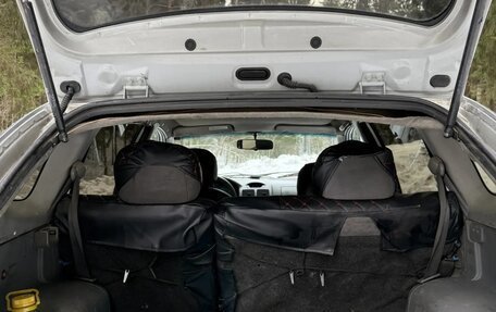 KIA Rio II, 2003 год, 150 000 рублей, 9 фотография