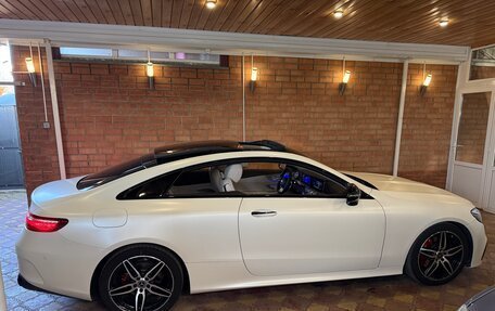 Mercedes-Benz E-Класс, 2017 год, 3 740 000 рублей, 5 фотография