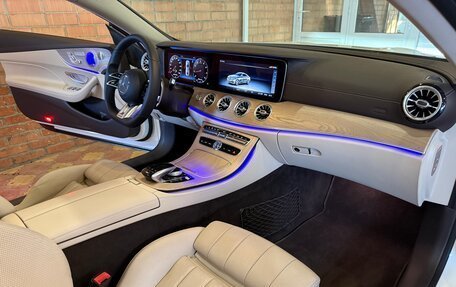 Mercedes-Benz E-Класс, 2017 год, 3 740 000 рублей, 20 фотография