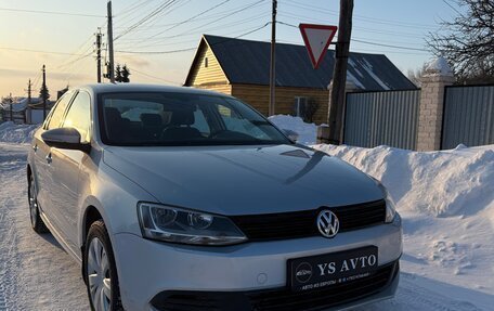 Volkswagen Jetta VI, 2014 год, 1 300 000 рублей, 2 фотография