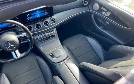 Mercedes-Benz E-Класс, 2021 год, 4 950 000 рублей, 10 фотография