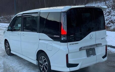 Honda Stepwgn IV, 2021 год, 2 050 000 рублей, 3 фотография