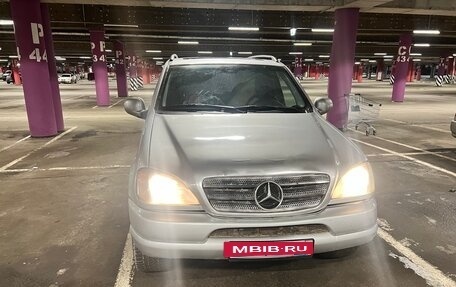 Mercedes-Benz M-Класс, 1998 год, 550 000 рублей, 2 фотография
