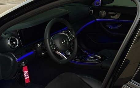 Mercedes-Benz E-Класс, 2017 год, 3 599 000 рублей, 5 фотография