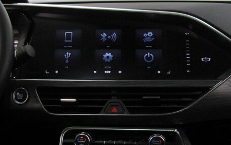 Geely Tugella FY11, 2020 год, 2 400 000 рублей, 11 фотография