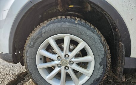 Toyota RAV4, 2015 год, 2 300 000 рублей, 10 фотография