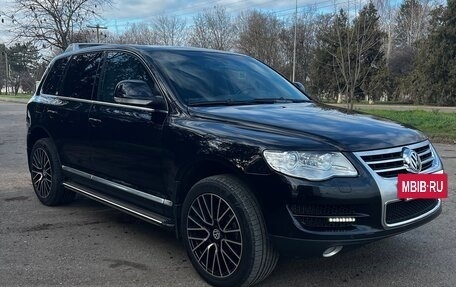Volkswagen Touareg III, 2009 год, 1 680 000 рублей, 4 фотография