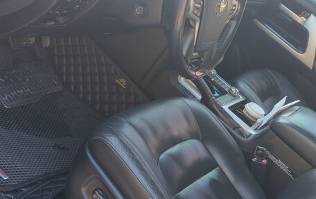 Toyota Land Cruiser 200, 2016 год, 6 200 000 рублей, 7 фотография