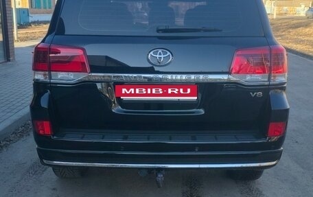 Toyota Land Cruiser 200, 2016 год, 6 200 000 рублей, 10 фотография