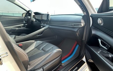 Hyundai Elantra, 2023 год, 1 732 000 рублей, 29 фотография