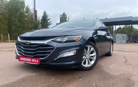 Chevrolet Malibu IX, 2019 год, 1 610 000 рублей, 4 фотография