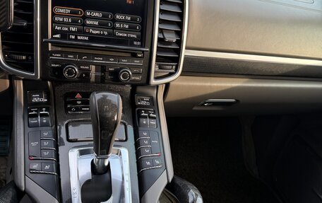 Porsche Cayenne III, 2011 год, 2 500 000 рублей, 15 фотография