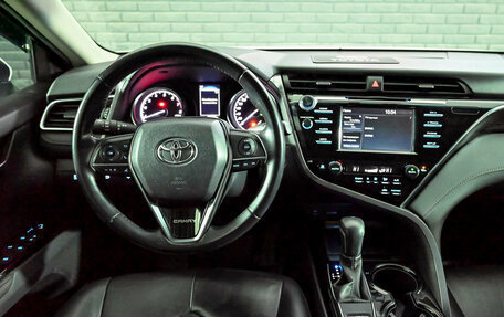 Toyota Camry, 2018 год, 2 860 000 рублей, 18 фотография