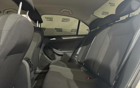 Volkswagen Jetta VI, 2016 год, 1 270 000 рублей, 15 фотография