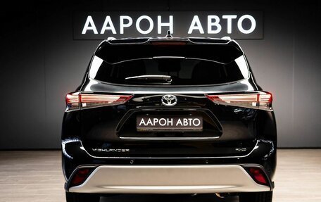 Toyota Highlander, 2025 год, 5 690 000 рублей, 8 фотография