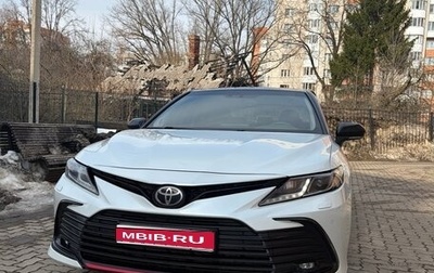 Toyota Camry, 2021 год, 3 185 000 рублей, 1 фотография